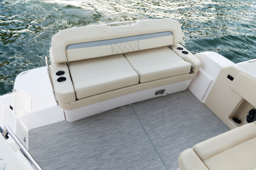Regal 33 EXPRESS