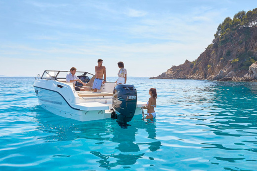 QUICKSILVER ACTIV 755 CRUISER