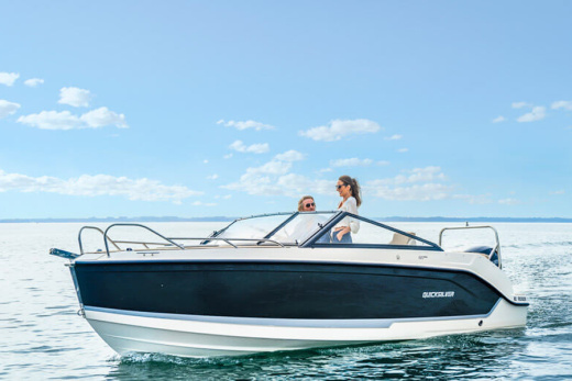 QUICKSILVER ACTIV 605 CRUISER