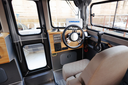 Swift Chaser 700