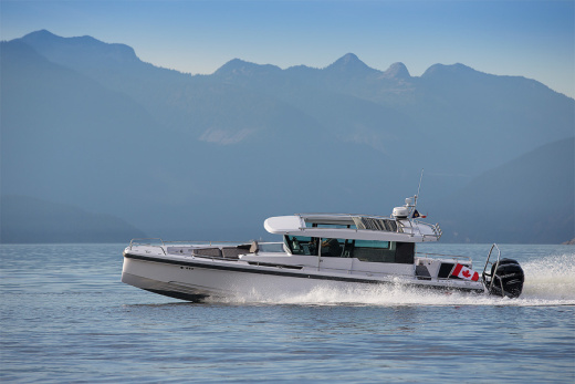 Axopar 37 Cabin
