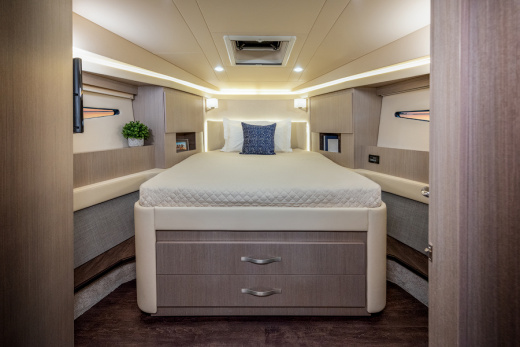 Regal 42 FXO