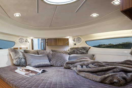 Моторная яхта Marex 310 Sun Cruiser
