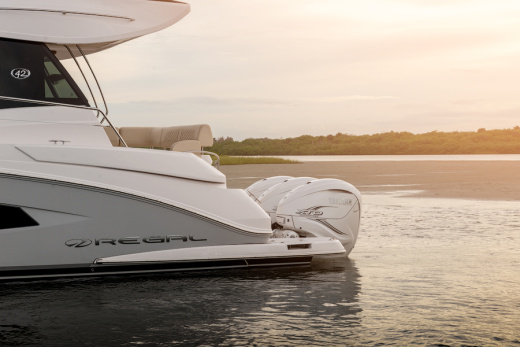 Regal 42 FXO