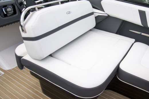 Regal 2800