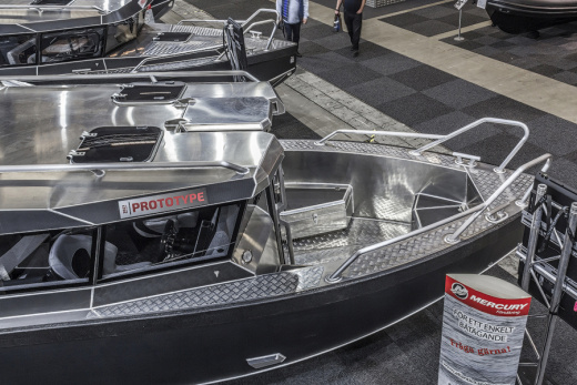 Volzhanka Voyager 700 COB (CabinOpenBow)