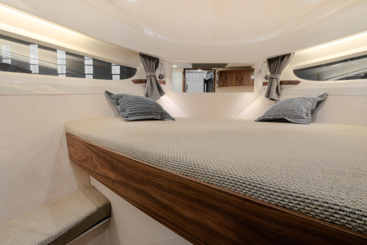 Моторная яхта Marex 310 Sun Cruiser