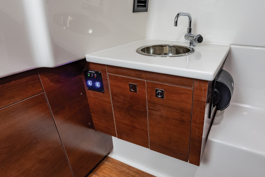 Chaparral 300 OSX