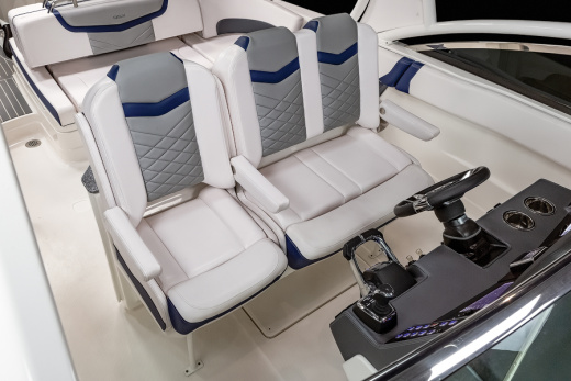 Chaparral 300 OSX